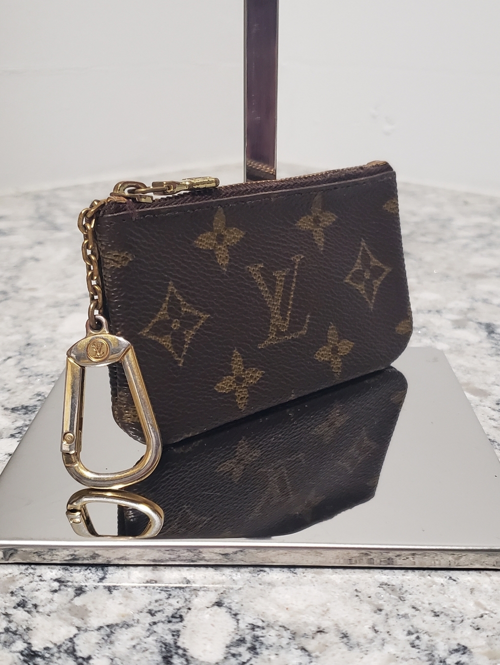 Louis Vuitton Canvas Monogram Key Pouch Card Holder - Picture 3 of 10